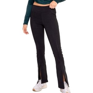 NWT Women's charcoal Brushed Ribbed Flare Leggings